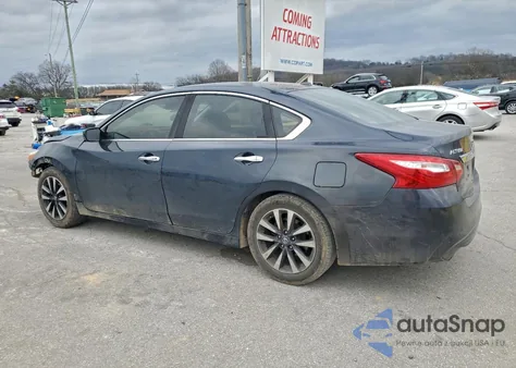 2017 Nissan Altima 2.5 из США, поврежденный, VIN 1N4AL3AP1HC286045